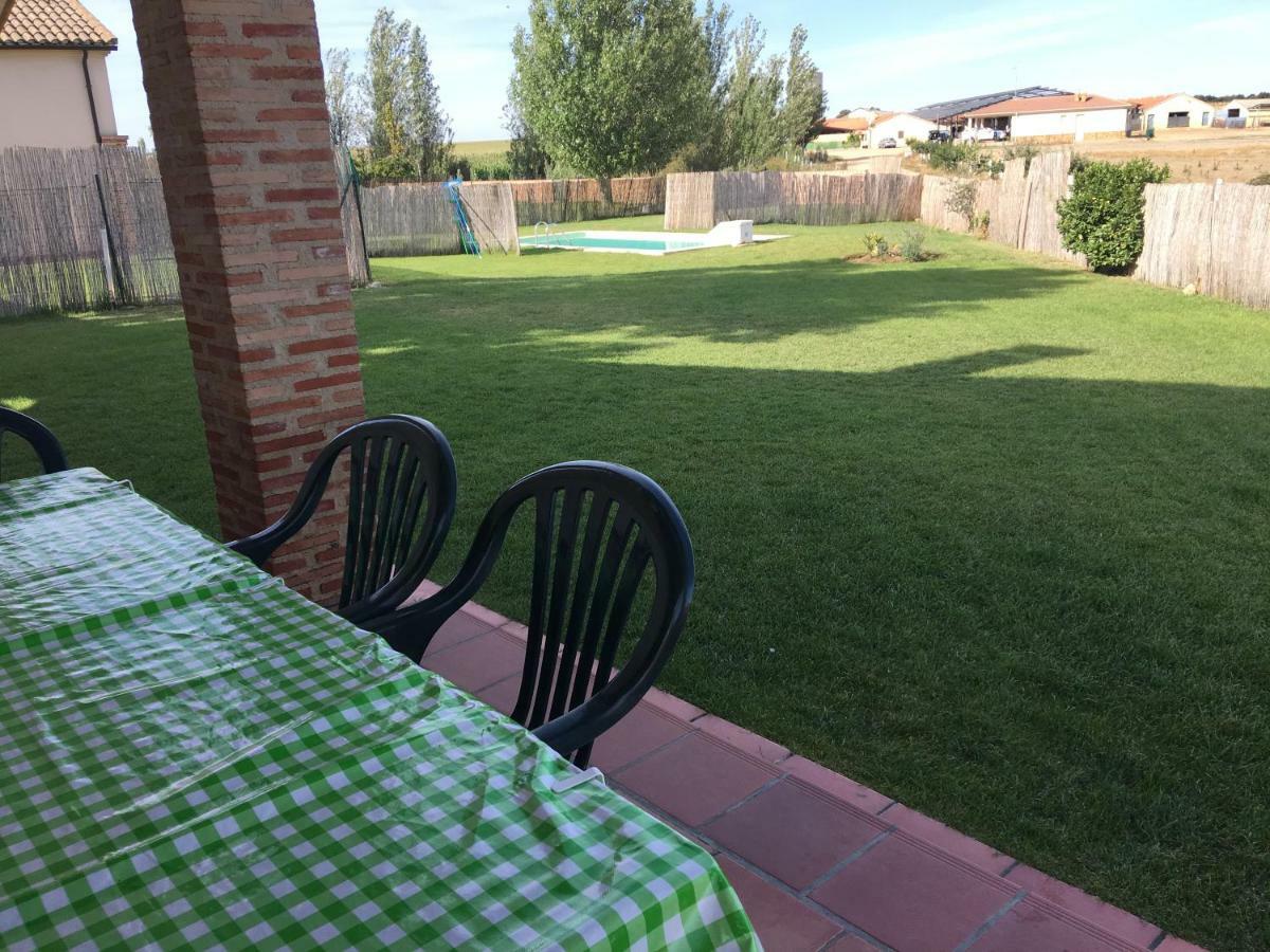 Casas Olmo Y Fresno Jardin Y Piscina A 17 Kilometros De Salamanca Esterno foto